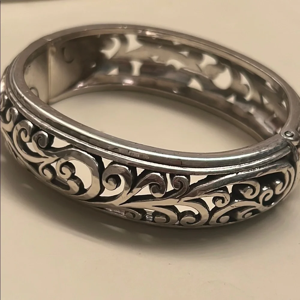 Brighton Silver Tone Hinged Bracelet - Picture 1 of 4